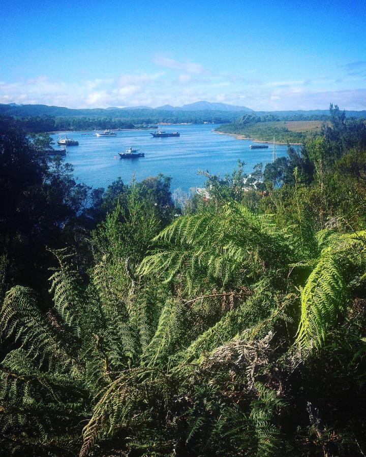 Strahan Wilderness Lodge Exteriör bild